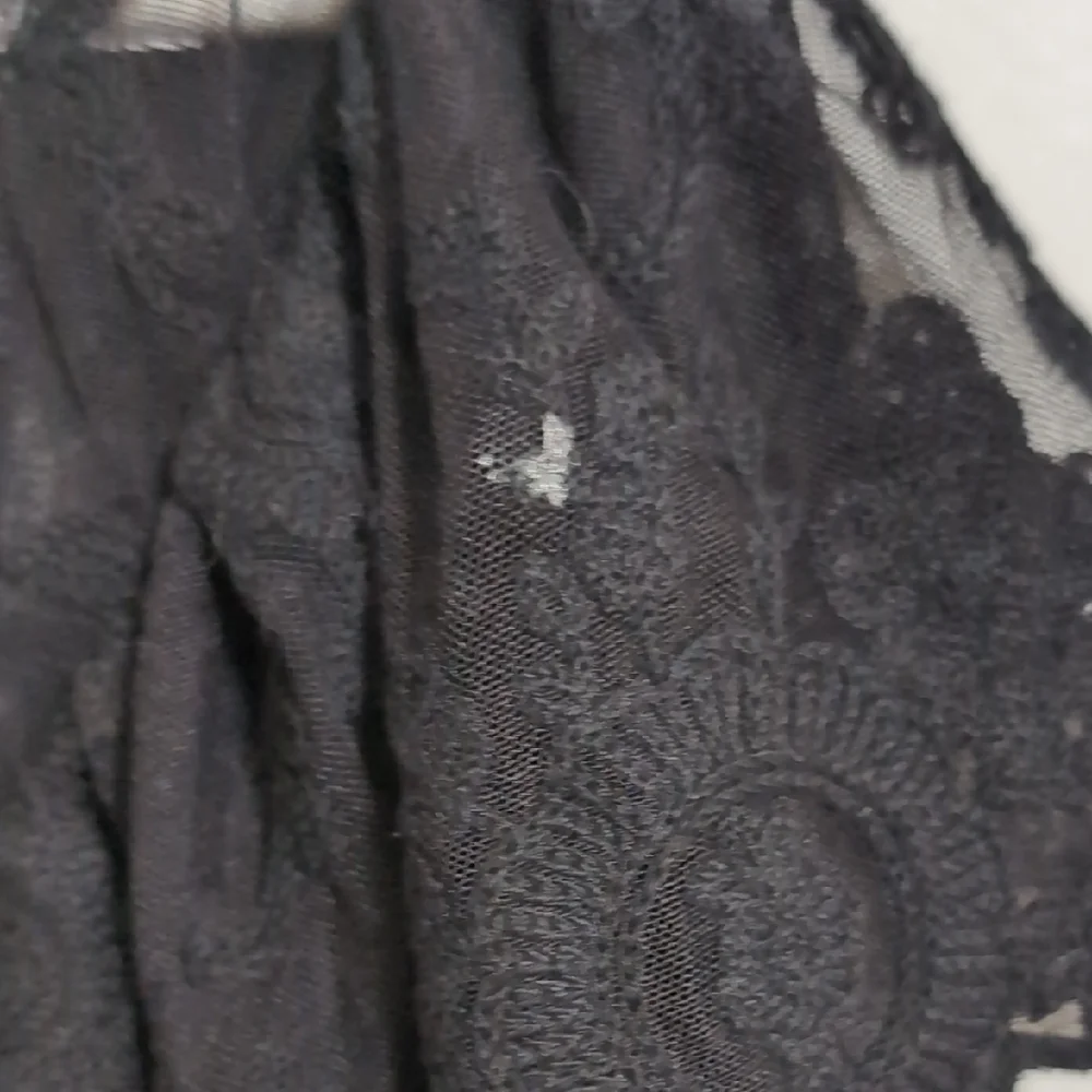 Black Lace Ruffle Top - Picture 3 of 3